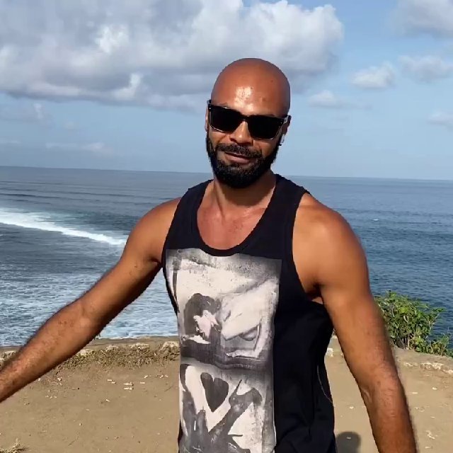 Instructor avatar